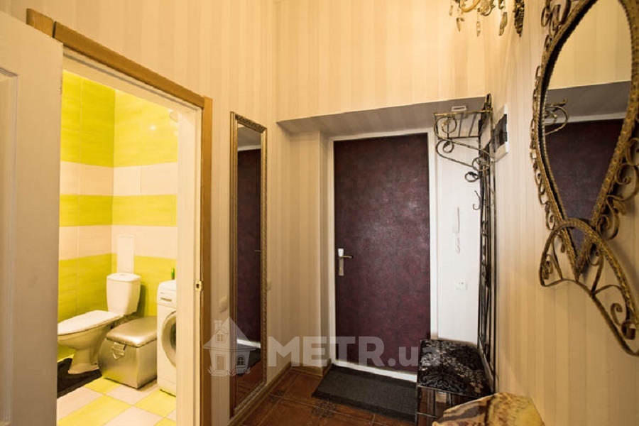Фото квартиры, г. Черноморск, пер. Хантадзе 4 (5443-17)